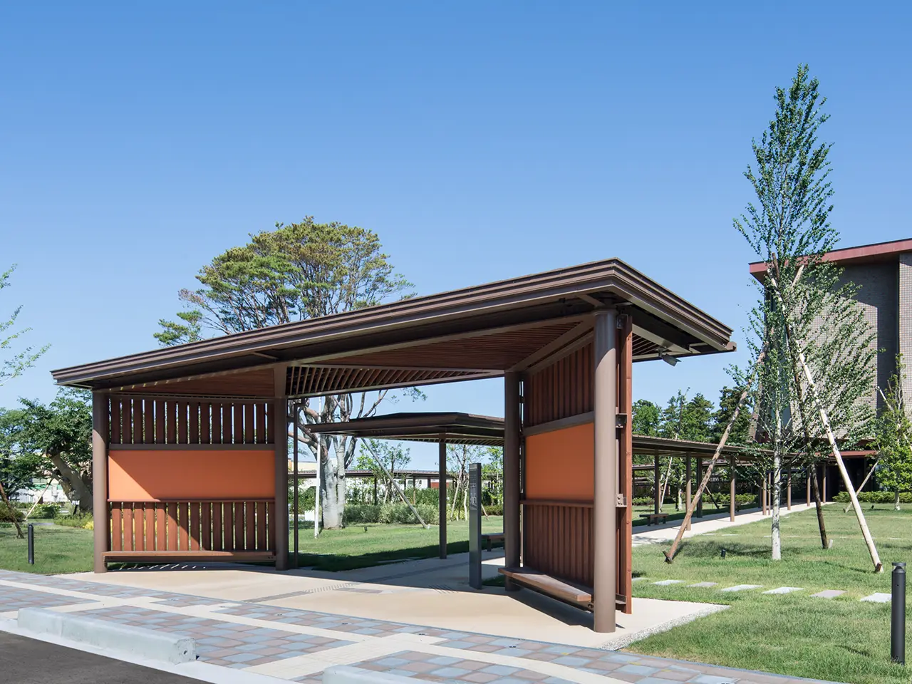 新石川県立図書館